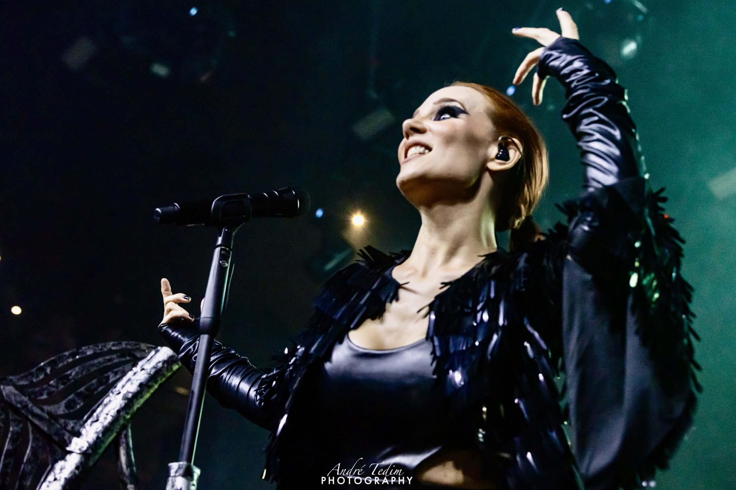 Epica adia turnê asiática de dezembro de 2025 por motivos de saúde de Simone Simons