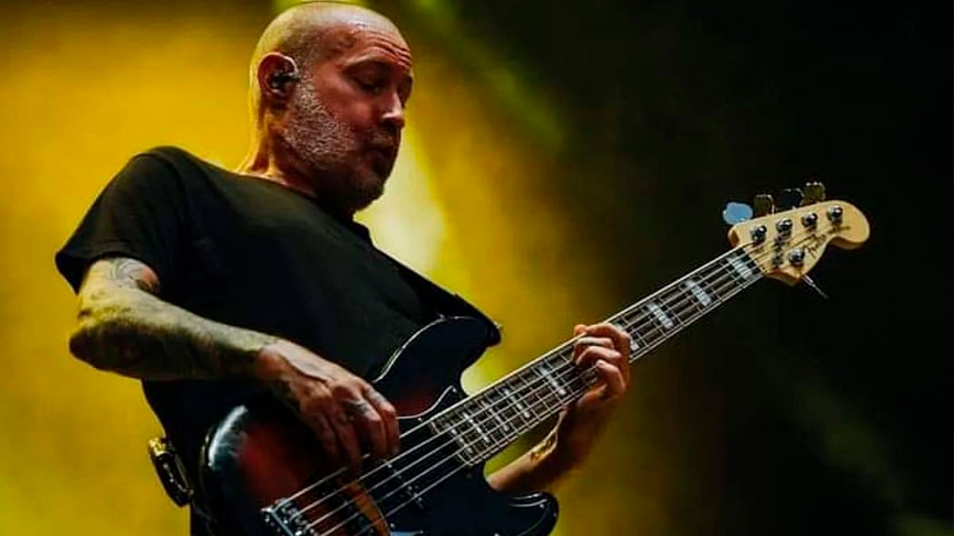 Novos detalhes da morte de Sam Rivers: músico foi “encontrado em poça de sangue no banheiro”