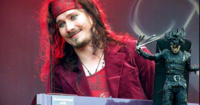 Tuomas Holopainen afirma que Nightwish pode continuar sem ele