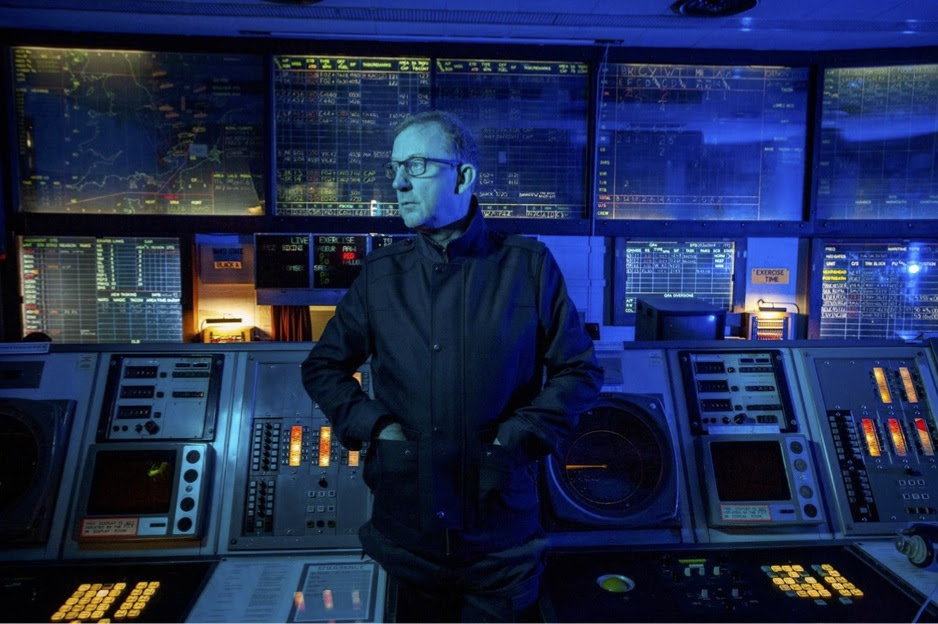 Dave Rowntree, baterista do Blur, lança álbum de estreia - Confere Rock