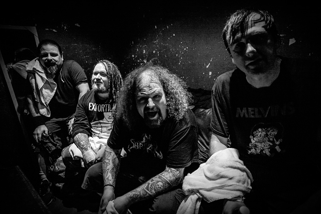 [Pauta] Lendas do metal extremo, britânicos do Napalm Death retornam a Curitiba em abril