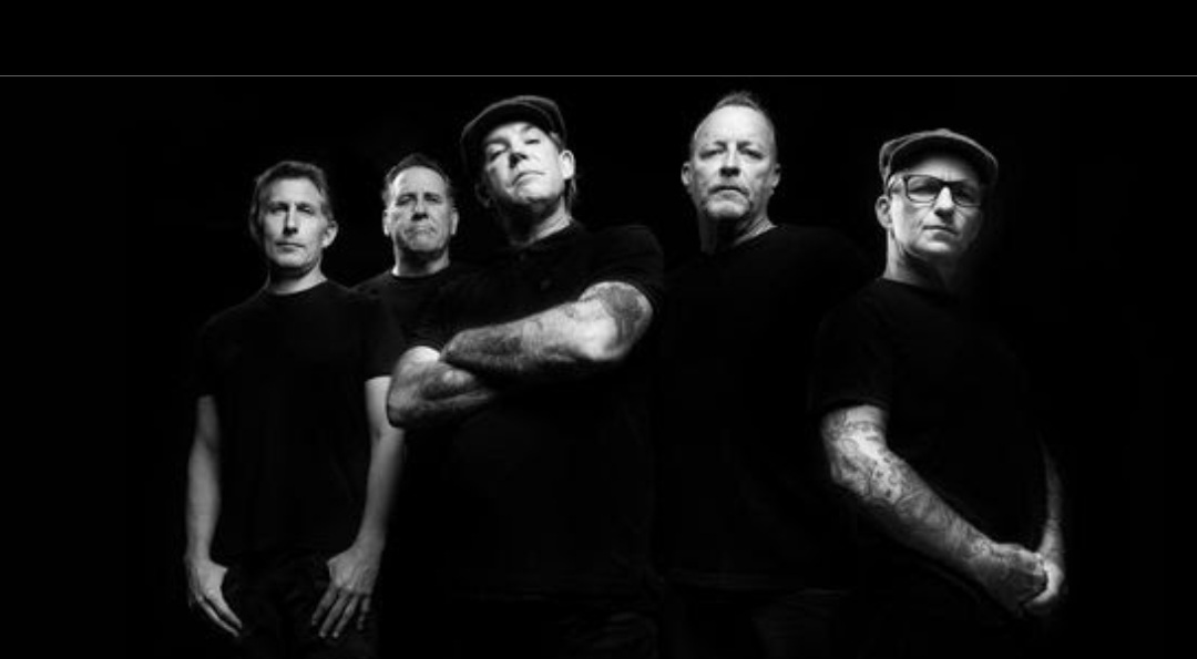 Old School Punks Infamous Stiffs (USA) entregam riffs de mosh pit e energia afiada no novo EP “Lockdown Live”