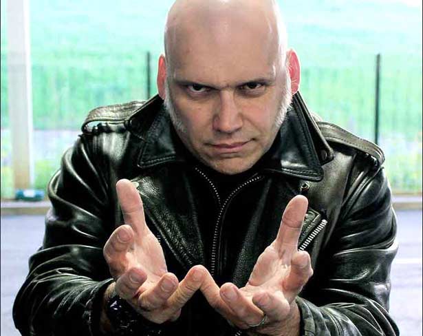 Blaze Bayley passará por cirurgia após sofrer infarto