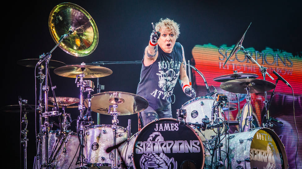James Kottak se disse surpreso com demissão do Scorpions e completa: “se vai me substituir, arranje alguém realmente bom”