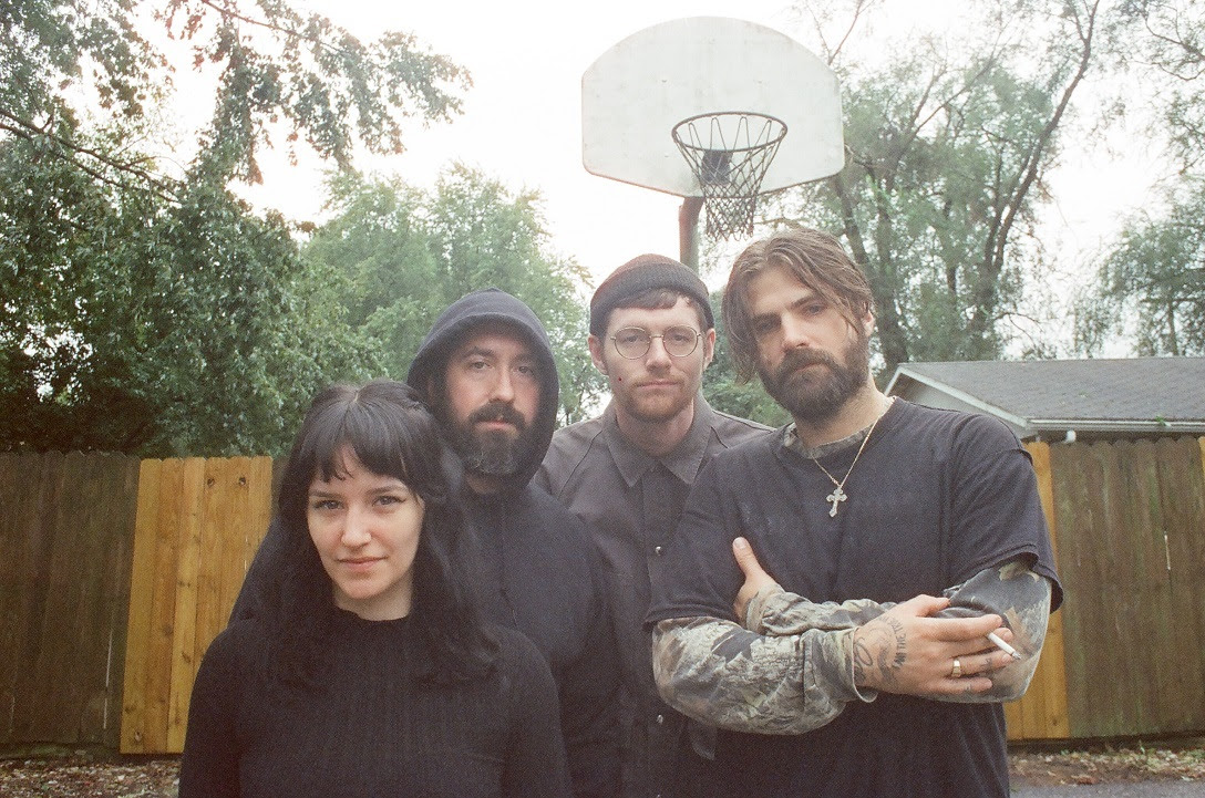 Nothing mostra seu shoegaze denso neste domingo em SP