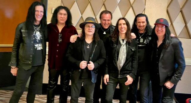 Gene Simmons faz evento especial ao lado de Bruce Kulick e Eric Singer com ingressos no valor de R$ 20 mil reais