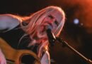 Marko Hietala comenta saída de Floor Jansen do Nightwish