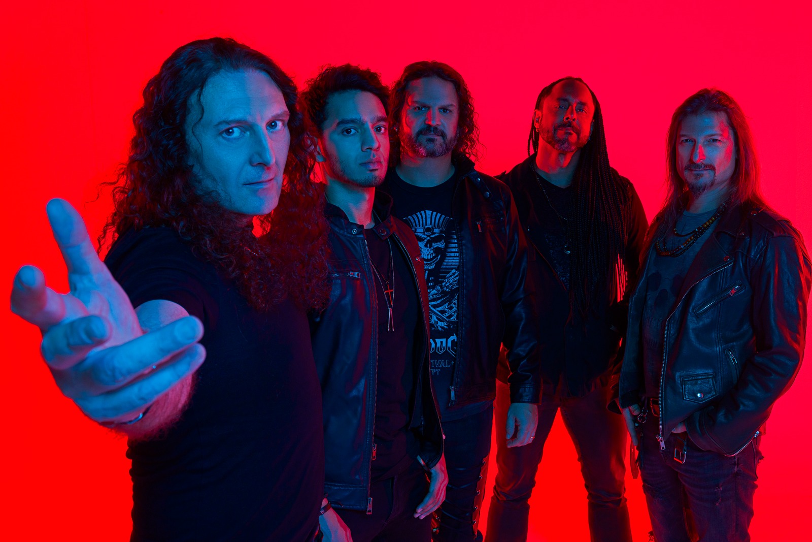 Angra anuncia pausa na carreira