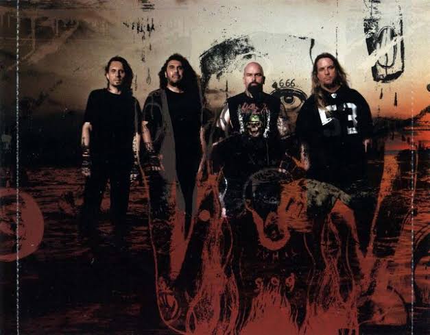 Slayer: há 18 anos, banda retornava com sua formação original com “Christ Illusion”