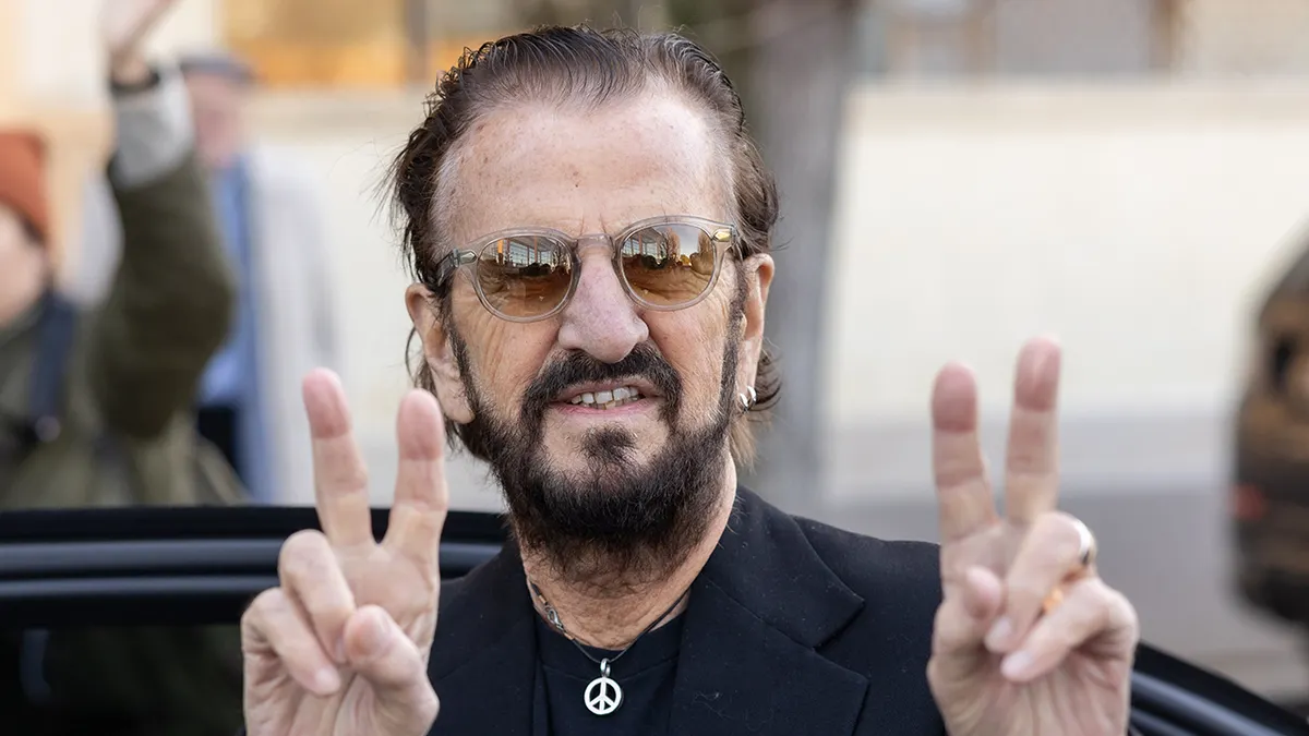 Ringo Starr cancela shows devido a problemas de saúde
