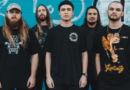 Mulher fica paraplégica após homem cair de árvore durante show do Knocked Loose em festival