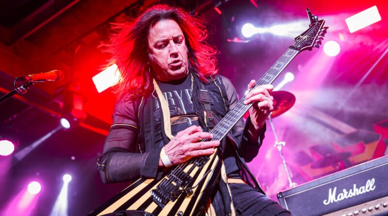 Michael Sweet tocaria na banda de King Diamond? Ele responde