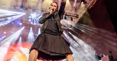 Angra esclarece boato de participação de Pablo Vittar em show