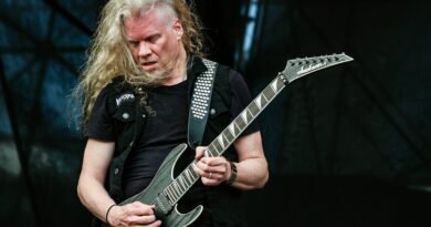 Nevermore explica exclusão do baixista fundador Jim Sheppard da nova formação da banda