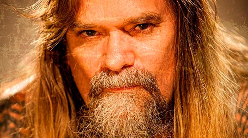 Chris Holmes acusa Blackie Lawless por direitos