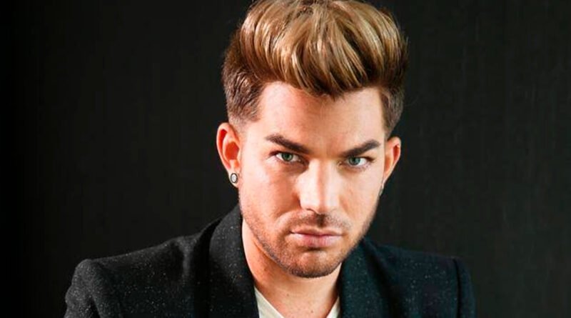 Adam Lambert do Queen diz que “indústria o boicotou” após beijo em outro homem durante apresentação