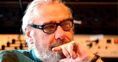 Bill Ward relembra Ozzy Osbourne quase um ano após sua morte