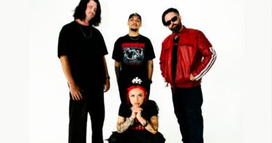 Guitarrista do Bad Wolves deixa banda após gravadora decidir lançar cover de Dolly Parton