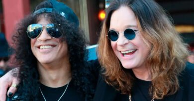 Slash revela que planejava gravar novas músicas com Ozzy Osbourne antes da morte do cantor