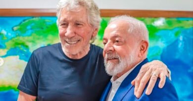 Roger Waters pede apoio a Lula